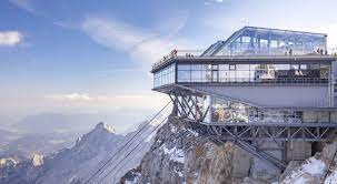 50 millionen euro wurden investiert. Bergstation Zugspitze Vetrotech