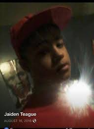 Ruby Davenport's Instagram, Twitter & Facebook