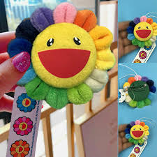 Takashi murakami flower cushion pillow plush 30cm. Mini Kaikai Kiki Takashi Murakami Correa De Felpa Rainbow Flower Sonrisa Pin Llavero Ebay