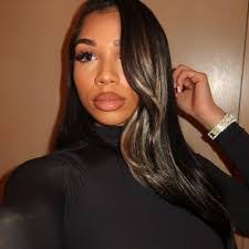 Casey Beard's Instagram, Twitter & Facebook