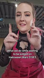 What’s in my pockets today? Halloween Wars Edition! , ., ., .,  #HalloweenWars #FrostingEverywhere #SugarAndChaos #BehindTheScenes  #UtahCake #DavisCountyCake #WeberCountyCake #ClintonCake