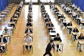 Bezpłatny kurs prawa jazdy dla uczniów zs2 w chełmnie. Uczniowie Nie Wroca Do Szkol Az Do Majowki Rzad Przesunal Matury I Egzaminy Po Podstawowce Spoleczenstwo Newsweek Pl