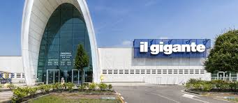 Shopping nei negozi dei centri commerciali aperti: Negozi E Ipermercati Quattroventi Il Gigante Centri Commerciali