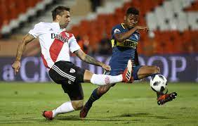 Supercopa superclásico scenes in argentina. Lucas Pratto Wilmar Barrios Lucas Pratto And Wilmar Barrios Photos Zimbio