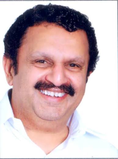 ആരോഗ്യരംഗത്തെ തകർച്ചയിൽ മുൻ സർക്കാരിനെതിരെ മന്ത്രി മുരളീധരൻ; വി.ഡി. സതീശനും വിമർശനം