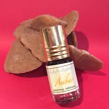 Su origen fue un misterio durante mucho tiempo, ¿de donde provenía esa piedra olorosa? Comprar Ambar Perfume Corporal Arabe Online Yemanyaesoteric Es