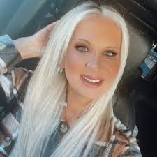 New season, new cover. Welcome back to the show… 🎙️ @thepapayapodcast Hair  @hairbyalisonfarfan Makeup @angelicamuanj Photo @brendanwixtedphoto Styling  @jareddepriest asst @chardonnayt @personaPR