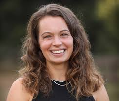 Haley Sawyer's Instagram, Twitter & Facebook