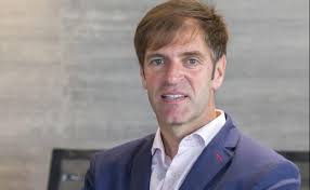 Enrique Conde: «Es positivo que se intente recuperar cuanto antes la  actividad económica»