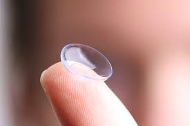 コンタクト プール