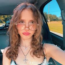 Leona Davidson in people