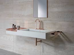 Wenn Dir Armaturformen Zu Langweilig Sind Dann Uberleg Doch Mal Ob Du Nicht Andere Materialien Verwenden Mochtest I Luxusbad Armaturen Bad Badezimmer Design