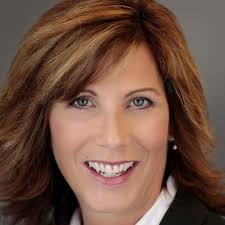 Congratulations to this week's Listing Leader, Valarie Fendrick & Sales  Leader Dee Vidic!