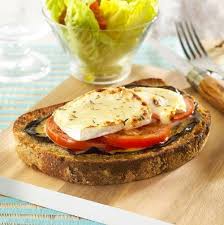 8 Recettes De Bruschetta Scandaleusement Faciles A Faire Chez Soi Recette Recette Tartine Bruschetta Recette