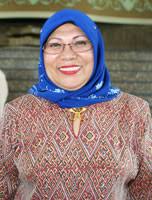 Rohani abdul karim promote your page too. Rohani Sole Nominee For Bn In Batang Lupar Daud