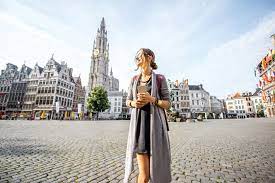Bij een volgend bezoek komt u automatisch in de door u gewenste taalomgeving terecht. A Creative S Guide To Antwerp Creative Boom