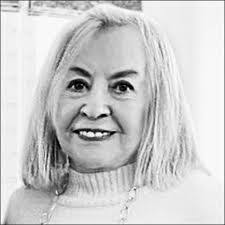 Pauline Houston's Instagram, Twitter & Facebook