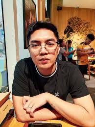 Ted Romano's Instagram, Twitter & Facebook