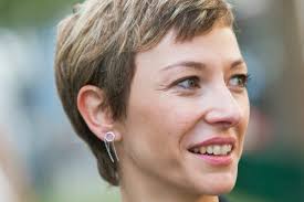 Trois questions sur les atouts du sampling à Daisy Bloc, bpost media