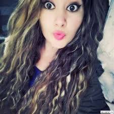 Fete din Scheia : curve din Helegiu