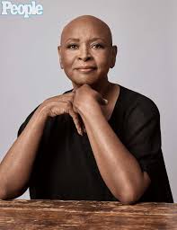 Robin Quivers Of 'The Howard Stern Show' Talks Battle With Endometrial  Cancer | News | Bet