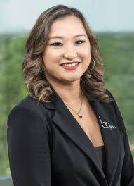 Kim Banh's Instagram, Twitter & Facebook