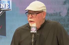 Antonio brown (knee) is considered questionable against the chiefs in the super bowl. Tampa Bay Buccaneers Head Coach Bruce Arians Thinks New Uniforms Resemble Super Bowl Xxxvii Set Sportslogos Net News
