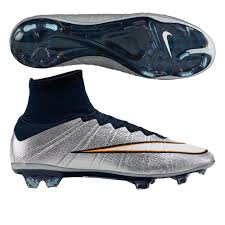 Ainsi, les vêtements cristiano ronaldo cr7 homme répondent aux exigences des hommes qui veulent se sentir bien. 299 99 Add To Cart For Price Nike Mercurial Superfly Iv Cr7 Fg Soccer Cleats Metallic Silver White Hyper Turquoise Soccer Cleats Football Boots Soccer Shoes