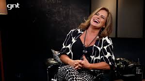 Renata ceribelli (born 7 april 1965) is a brazilian journalist. Renata Ceribelli Tem Pouso De Emergencia E Aviao Perde Controle