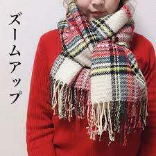 簡単 可愛い マフラーの巻き方レッスン 交互に穴に通すだけ編 マフラー 巻き方 レディース マフラー スタイル ファッション