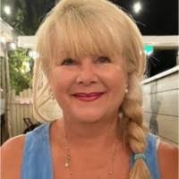 10+ profils pour “Helene Brown”