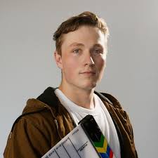 Liam Carter's Instagram, Twitter & Facebook