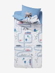 Vous vous décidez pour l'achat d'une couette en duvet. Ludique Et Pratique Cet Ensemble Pret A Dormir Sans Couette A L Imprime Circuit Les Enfants Apprennent A Faire Leur Lit To Couette Housse De Couette Housses