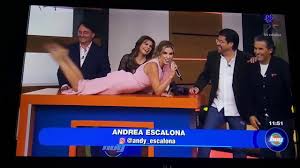 Hoy Andrea Escalona Barefoot Youtube