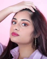 Last of the pink beauty shots with beautiful @siema_bis #gorgeousgirl  #fotoshoot #fotograafvlaardingen #beautyshoot #browneyes #pinkvibes  #beautifuleyes #closeup #photography #dutchmodel #naturalbeauty  #portretfotografie