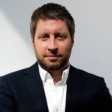 Episode 60: Tim Clark Tim Clark is Editor in Chief of @1000words_magazine  and together with running the magazine he is Artistic Director for  @fotografia_europea in Reggio Emilia, Italy, alongside Walter Guadagnini,  Director