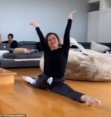 Former Olympic Gymnast Earns Tiktok Fame By Showing Off Her Insane Flexibility At 47 Daily Mail Online Labios desafío / lip challenge tik tok musically compilation 2018. former olympic gymnast earns tiktok