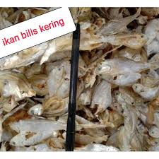 Rupanya ramai yang menyediakan lauk ini yang buka sahaja boleh membangkitkan selera tapi memudahkan urusan menyediakan hidangan kerana ianya tahan lama. Cara Masak Sambal Ikan Bilis Kering Tahan Lama