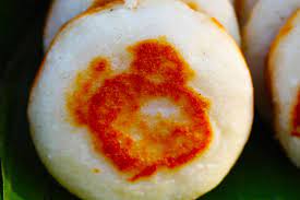 Dalam contoh di bawah ini, menjelaskan tentang dari mana asal dan terbuat dari apa kue apem tersebut. Intip Filosofi Kue Apem Jajanan Khas Jawa Yang Rasanya Tak Pernah Mengecewakan