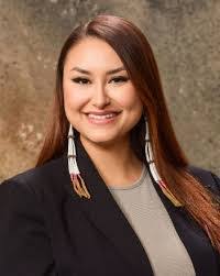 Shannon Dial's Instagram, Twitter & Facebook