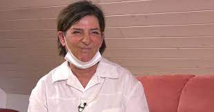 Manuela est accueillie aux «asymptomatiques anonymes». La Psy De Claude Inga Barbey Task Force Des Cours D Empathie Bientot Obligatoires Le Temps