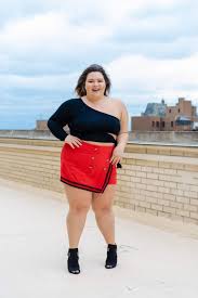 Chicago Fashion Blogger Chicago Plus Size Fashion Blogger Natalie Craig Natalie In The C Plus Size Cocktail Dresses Plus Size Outfits Plus Size Fashion Blog