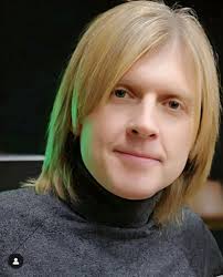 Michael Patrick Kelly *Human*