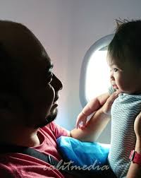 Tapi kami berdua dibuat sangat kuat karena keadaan tersebut, kami membeli satu kamar tidur di sebuah peternakan seseorang yang letaknya diluar suatu hari disaat mama pergi ke tempat fitnes, aku membuat rencana agar bisa lebih dekat dengan mama. Panduan Travel Bersama Bayi Khas Buat Kali Pertama Terbang Jauh Nhazla Fikri