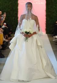 We did not find results for: Die 18 Besten Ideen Zu Oscar De La Renta 2015 Collection Hochzeit Brautkleid Armellos Kleid Hochzeit