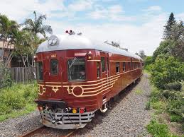 Byron Bay Train The World S First Solar Power Train Train Byron Bay New South Wales