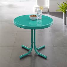 The square table in this texas farmhouse tells a story—it was handcrafted from wood salvaged from a nearby bowling alley. Crosley Retro Metal Patio End Table In Turquoise Co1011a Tu