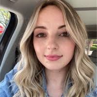 Anna Neumayer's Instagram, Twitter & Facebook