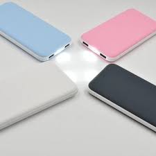 It also comes with a micro usb port, which can is used for charging the battery. 7 Ideal Specification Of A Reliable Power Bank Complete Connection