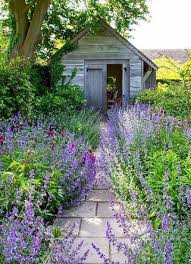 76 Stunning Small Cottage Garden Ideas For Backyard Landscaping Wholehomekover Backyard Cott In 2020 Small Cottage Garden Ideas Cottage Garden Cottage Garden Design